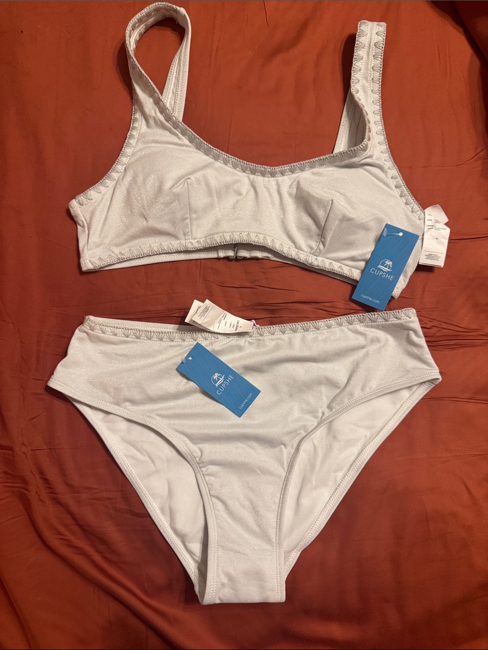 Cupshe Medium White Wireless Bikini Set - Comfortable Two-Piece Swimwear NWT